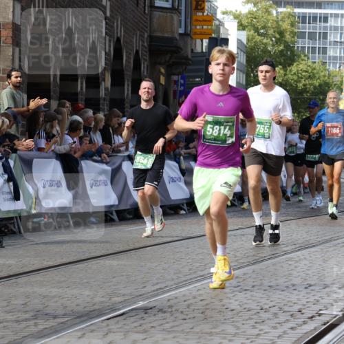 13.09.2026 - 21. swb-Marathon Bremen Strokosch-Dieckow http://msf.ph/oto/10332200 13.09.2026 13:25:28 Ziel 1080, 1119, 1166, 1264, 1436, 1448, 2322, 3105, 3187, 4091, 4113, 4459, 4507, 4918, 6079, 6113, 6943, 7306, 7326, 7409, 8245, 9036, 9073, 9152, 9360, 9493, 13088, 191, 209, 1458, 1752, 3124, 3186, 3806, 4439, 4717, 4927, 5703, 5755, 5814, 8545, 8597, 8890, 9440, 9506 meine-sportfotos.de