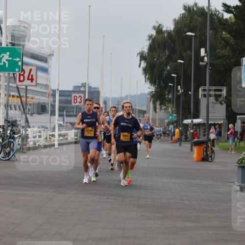 13.09.2026 - Kiel Lauf Andreas Tolksdorf http://msf.ph/oto/10332206 13.09.2026 09:51:20 Kiellinie 7828, 4, 3, 12149, 9681 meine-sportfotos.de