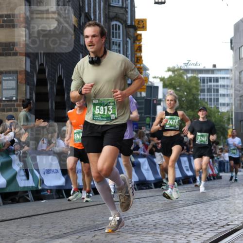 13.09.2026 - 21. swb-Marathon Bremen Strokosch-Dieckow http://msf.ph/oto/10332222 13.09.2026 13:15:55 Ziel 1033, 1445, 3346, 3536, 3836, 3991, 4212, 4573, 4653, 4663, 5533, 5588, 6162, 6515, 6526, 7203, 7291, 7346, 7992, 9029, 9391, 9475, 9777, 13249, 145, 663, 1955, 2623, 3134, 3149, 4128, 4823, 5430, 6106, 6744, 7307, 7413, 8487, 9278, 13158 meine-sportfotos.de