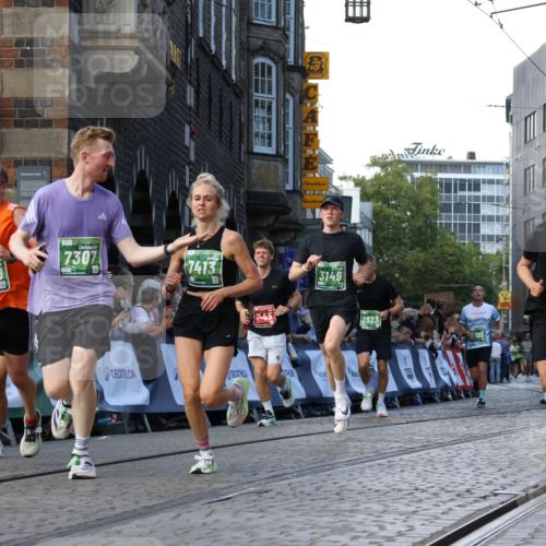 13.09.2026 - 21. swb-Marathon Bremen Strokosch-Dieckow http://msf.ph/oto/10332301 13.09.2026 13:15:56 Ziel 1033, 1445, 3346, 3536, 3836, 3991, 4212, 4573, 4653, 4663, 5533, 5588, 6162, 6515, 6526, 7203, 7291, 7992, 9029, 9391, 9475, 9777, 13249, 145, 481, 663, 1955, 2623, 3134, 3149, 4128, 4823, 5430, 6106, 6744, 7307, 7413, 8487, 9278, 13008, 13158 meine-sportfotos.de