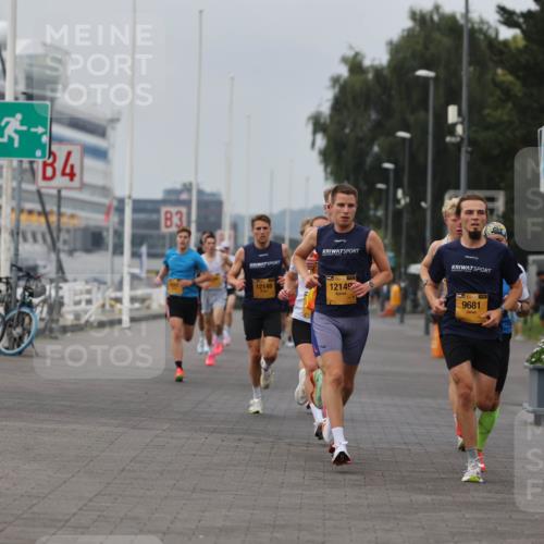 13.09.2026 - Kiel Lauf Andreas Tolksdorf http://msf.ph/oto/10332303 13.09.2026 09:51:23 Kiellinie 4, 3, 12148, 12149, 1, 39, 9681 meine-sportfotos.de