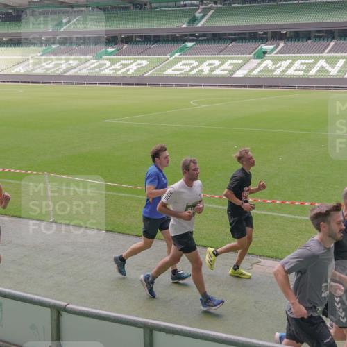 13.09.2026 - 21. swb-Marathon Bremen Michael Burmester http://msf.ph/oto/10332436 13.09.2026 13:04:29 Laufen im Stadion 178, 209, 210, 323, 488, 534, 536, 565, 596, 725, 762, 881, 940, 1014, 1239, 1307, 1343, 1373, 1456, 1458, 1479, 1627, 1649, 1653, 1656, 1687, 1771, 1780, 1914, 1932, 1941, 2023, 2089, 2126, 2223, 2369, 2430, 2434, 2452, 2602, 2625, 2723, 2742, 2764, 2851, 2867, 2872, 2891, 2910, 2919, 2934, 2957, 2959, 2977, 2985, 3028, 3135, 3217, 3320, 3343, 3360, 3402, 3419, 3425, 3454, 3460, 3510, 3521, 3579, 3597, 3618, 3796, 3846, 3859, 3909, 242 meine-sportfotos.de