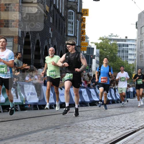 13.09.2026 - 21. swb-Marathon Bremen Strokosch-Dieckow http://msf.ph/oto/10332536 13.09.2026 13:16:02 Ziel 982, 1033, 1445, 2733, 3119, 3346, 3422, 3536, 3689, 3836, 3991, 4212, 4573, 4653, 5533, 5588, 6162, 6481, 6515, 7203, 7992, 9029, 9122, 9391, 9475, 9777, 13249, 481, 663, 740, 1605, 3134, 4128, 6106, 6721, 6744, 8398, 8487, 9031, 9115, 13008, 13158 meine-sportfotos.de