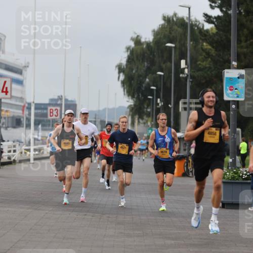 13.09.2026 - Kiel Lauf Andreas Tolksdorf http://msf.ph/oto/10332544 13.09.2026 09:51:32 Kiellinie 4, 3, 4645, 4621, 9678, 4858 meine-sportfotos.de
