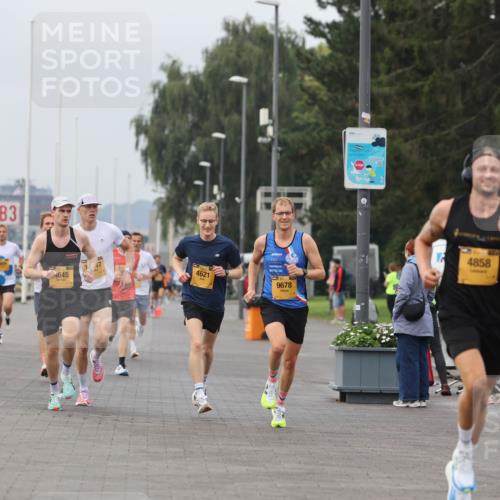 13.09.2026 - Kiel Lauf Andreas Tolksdorf http://msf.ph/oto/10332599 13.09.2026 09:51:33 Kiellinie 4, 3, 4645, 4621, 9678, 4858 meine-sportfotos.de