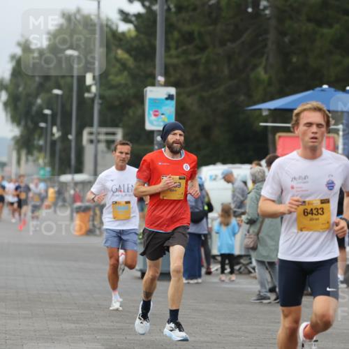 13.09.2026 - Kiel Lauf Andreas Tolksdorf http://msf.ph/oto/10332636 13.09.2026 09:51:40 Kiellinie 8809, 0, 6433 meine-sportfotos.de