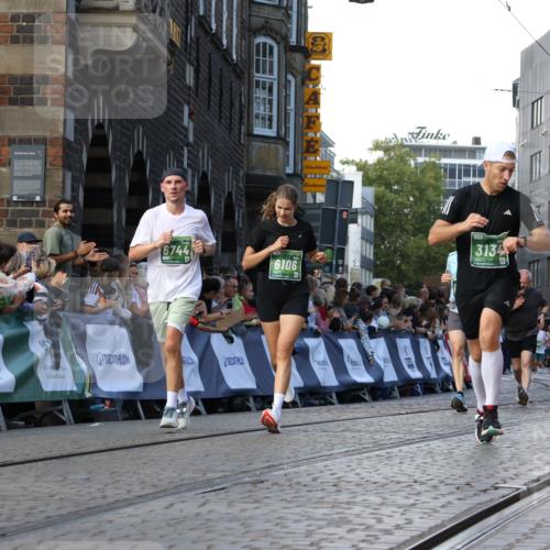 13.09.2026 - 21. swb-Marathon Bremen Strokosch-Dieckow http://msf.ph/oto/10332662 13.09.2026 13:16:06 Ziel 982, 1033, 2733, 3119, 3422, 3536, 3689, 3836, 3991, 4573, 5474, 5533, 5588, 5913, 6481, 6515, 9029, 9122, 9475, 9777, 13149, 13249, 481, 663, 740, 755, 792, 1605, 3134, 5554, 6106, 6721, 6744, 8398, 9031, 9115, 13008 meine-sportfotos.de