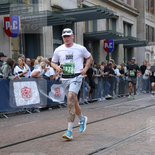 13.09.2026 - 21. swb-Marathon Bremen Strokosch-Dieckow http://msf.ph/oto/10332668 13.09.2026 13:23:16 Ziel 135, 672, 2371, 2409, 2485, 2490, 2560, 2627, 3078, 3138, 3173, 3531, 3642, 3856, 3861, 3939, 4601, 5231, 5908, 6157, 6843, 6848, 6923, 7216, 8095, 8290, 8560, 8863, 9088, 9196, 9436, 1809, 1900, 1935, 1963, 2306, 2367, 2427, 2827, 2899, 2914, 2961, 3098, 3233, 3374, 3560, 3729, 3920, 5114, 5820, 5821, 7909, 8045, 8231, 8304, 8377, 8671, 8672, 8732, 8787, 8819, 8820, 9436, 9827, 9921, 10127 meine-sportfotos.de