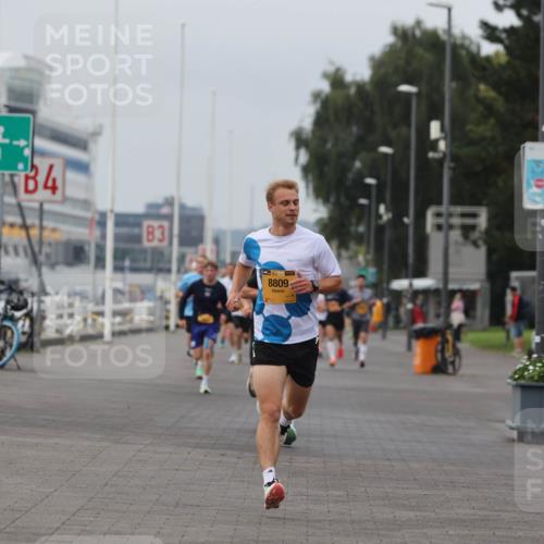 13.09.2026 - Kiel Lauf Andreas Tolksdorf http://msf.ph/oto/10332688 13.09.2026 09:51:42 Kiellinie 3, 4, 83, 8809 meine-sportfotos.de