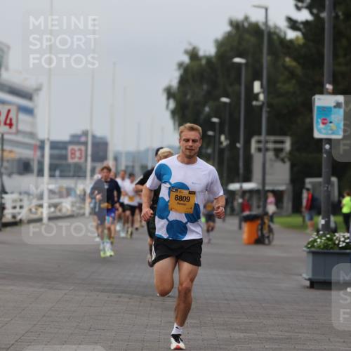 13.09.2026 - Kiel Lauf Andreas Tolksdorf http://msf.ph/oto/10332714 13.09.2026 09:51:42 Kiellinie 34, 83, 38, 8809 meine-sportfotos.de