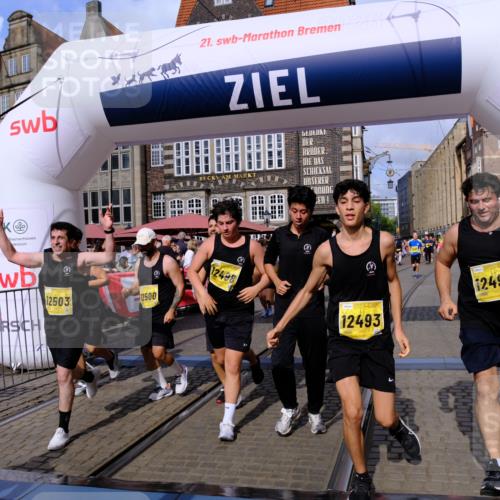 13.09.2026 - 21. swb-Marathon Bremen Tim E. http://msf.ph/oto/10332751 13.09.2026 11:05:06 Ziel 10198, 10283, 10315, 10481, 10729, 10741, 10855, 10856, 10940, 11006, 11133, 11272, 11364, 11366, 11395, 11518, 11592, 11705, 11757, 11939, 12005, 12235, 12420, 12493, 12495, 12498, 12500, 12502, 12563 meine-sportfotos.de