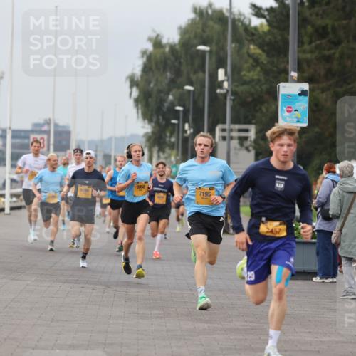 13.09.2026 - Kiel Lauf Andreas Tolksdorf http://msf.ph/oto/10332907 13.09.2026 09:51:49 Kiellinie 4, 9298, 6958, 7195, 2457 meine-sportfotos.de