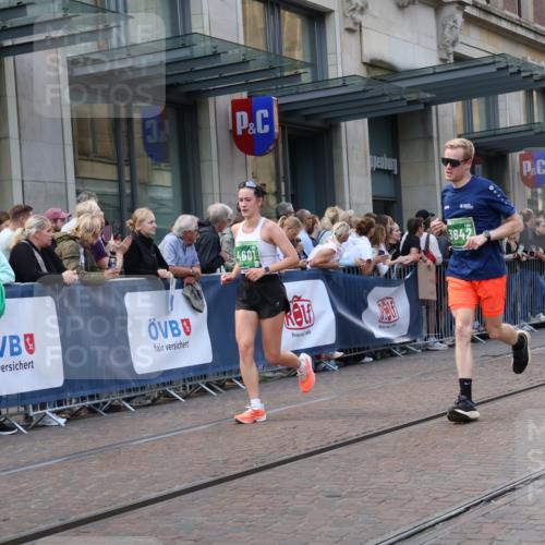 13.09.2026 - 21. swb-Marathon Bremen Strokosch-Dieckow http://msf.ph/oto/10332915 13.09.2026 13:23:26 Ziel 135, 342, 672, 2288, 2409, 2485, 2490, 2517, 2560, 2627, 3078, 3138, 3642, 3856, 3939, 4601, 4671, 5011, 5116, 5146, 5231, 5908, 6157, 6332, 6648, 6843, 6848, 7216, 7357, 7475, 7761, 8051, 8052, 8095, 8290, 8560, 10115, 13007, 13197, 1900, 2306, 2371, 2409, 2427, 2827, 2899, 2961, 3078, 3173, 3374, 3531, 3729, 3861, 3920, 3939, 5114, 5820, 5821, 6923, 8045, 8231, 8304, 8732, 8787, 8863, 9088, 9196, 9436, 9827, 10127 meine-sportfotos.de
