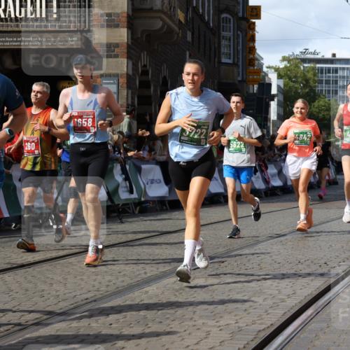 13.09.2026 - 21. swb-Marathon Bremen Strokosch-Dieckow http://msf.ph/oto/10332938 13.09.2026 13:25:46 Ziel 209, 260, 1119, 1650, 1658, 2046, 3168, 3187, 4294, 5755, 5814, 6113, 6380, 7252, 8357, 8545, 8695, 8769, 9036, 9299, 9460, 9468, 9506, 9563, 13025, 1163, 1647, 2033, 2062, 2708, 2987, 3248, 3516, 4067, 4161, 4411, 4476, 4842, 5013, 5558, 5622, 5701, 6135, 6605, 7638, 7780, 8271, 8361, 8592, 9266, 9794 meine-sportfotos.de