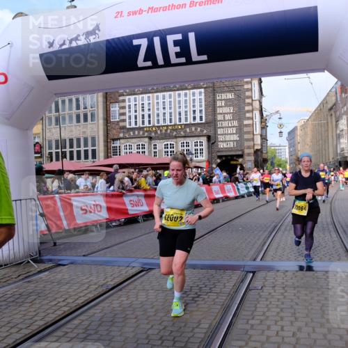 13.09.2026 - 21. swb-Marathon Bremen Tim E. http://msf.ph/oto/10333015 13.09.2026 11:05:19 Ziel 10315, 10370, 10465, 10718, 10729, 10741, 10800, 10850, 10855, 10856, 10975, 11105, 11133, 11272, 11281, 11395, 11518, 11584, 11722, 11757, 11900, 11939, 12002, 12064, 12099, 12235, 12335, 12420, 12522 meine-sportfotos.de