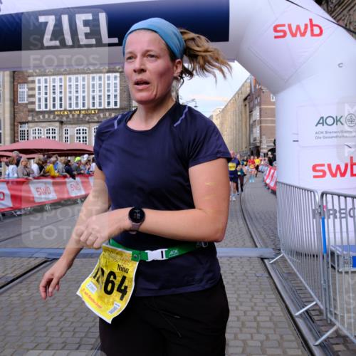 13.09.2026 - 21. swb-Marathon Bremen Tim E. http://msf.ph/oto/10333053 13.09.2026 11:05:21 Ziel 10370, 10465, 10718, 10741, 10800, 10850, 10975, 11102, 11105, 11133, 11157, 11218, 11272, 11281, 11584, 11616, 11722, 11900, 11939, 12002, 12064, 12099, 12235, 12335, 12522 meine-sportfotos.de