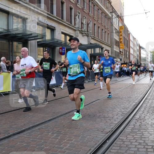 13.09.2026 - 21. swb-Marathon Bremen Strokosch-Dieckow http://msf.ph/oto/10333162 13.09.2026 13:23:36 Ziel 102, 342, 2210, 2288, 2370, 2517, 2967, 3044, 3642, 4601, 4671, 5011, 5104, 5116, 5146, 5231, 5397, 5623, 6157, 6332, 6648, 6772, 7094, 7105, 7216, 7357, 7475, 7761, 8051, 8052, 8095, 8179, 8290, 10059, 10115, 13007, 13197, 13219, 135, 672, 2371, 2409, 2427, 2485, 2490, 2560, 2627, 2899, 3078, 3138, 3173, 3531, 3856, 3861, 3939, 5820, 5821, 5908, 6157, 6843, 6848, 6923, 8045, 8095, 8560, 8863, 9088, 9196, 9436, 10127 meine-sportfotos.de