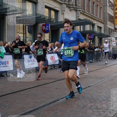 13.09.2026 - 21. swb-Marathon Bremen Strokosch-Dieckow http://msf.ph/oto/10333177 13.09.2026 13:23:37 Ziel 102, 342, 2210, 2288, 2370, 2517, 2967, 3044, 3372, 3642, 4601, 4671, 5011, 5104, 5116, 5146, 5231, 5257, 5397, 5623, 6332, 6648, 6772, 7094, 7105, 7216, 7357, 7475, 7761, 8051, 8052, 8179, 8290, 10059, 10115, 13007, 13197, 13219, 135, 672, 2371, 2409, 2485, 2490, 2560, 2627, 2899, 3078, 3138, 3173, 3531, 3856, 3861, 3939, 5820, 5821, 5908, 6157, 6843, 6848, 6923, 8095, 8560, 8863, 9088, 9196, 9436, 10127 meine-sportfotos.de