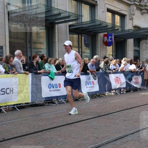 13.09.2026 - 21. swb-Marathon Bremen Strokosch-Dieckow http://msf.ph/oto/10333251 13.09.2026 13:23:41 Ziel 102, 342, 909, 1199, 2210, 2288, 2370, 2517, 2967, 3044, 3372, 4601, 4671, 5011, 5104, 5116, 5146, 5231, 5257, 5397, 5481, 5623, 6105, 6332, 6648, 6772, 7059, 7094, 7105, 7216, 7357, 7475, 7761, 8051, 8052, 8082, 8179, 10059, 10115, 13007, 13197, 13219, 135, 672, 2371, 2409, 2485, 2490, 2560, 2627, 3078, 3138, 3173, 3531, 3642, 3856, 3861, 3939, 4601, 5231, 5908, 6157, 6843, 6848, 6923, 7216, 8095, 8290, 8560, 8863, 9088, 9196, 9436 meine-sportfotos.de