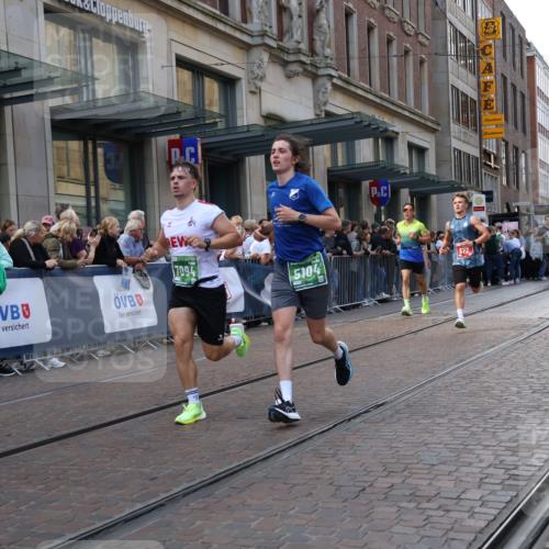 13.09.2026 - 21. swb-Marathon Bremen Strokosch-Dieckow http://msf.ph/oto/10333409 13.09.2026 13:23:45 Ziel 102, 342, 776, 909, 1199, 2210, 2370, 2491, 2517, 2967, 3044, 3372, 4671, 5012, 5104, 5146, 5208, 5257, 5397, 5481, 5623, 5928, 6105, 6772, 7059, 7081, 7094, 7105, 7357, 7475, 7761, 8051, 8052, 8082, 8179, 9087, 9916, 10059, 10115, 13007, 13197, 13219, 135, 672, 2288, 2371, 2409, 2485, 2490, 2560, 2627, 3078, 3138, 3173, 3642, 3856, 3861, 3939, 4601, 5011, 5116, 5231, 5908, 6157, 6332, 6648, 6843, 6848, 7216, 8095, 8290, 8560, 9088, 9196 meine-sportfotos.de