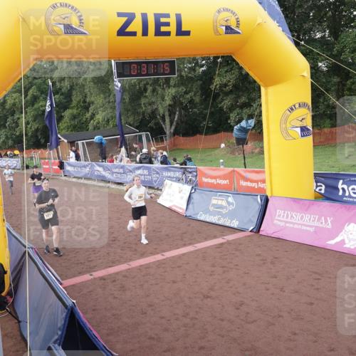 13.09.2026 - Airport Race Dennis Weichert http://msf.ph/oto/10333488 13.09.2026 10:31:48 Ziel 281, 5011, 5111, 5150, 5180, 5224, 5265, 5275, 5460 meine-sportfotos.de