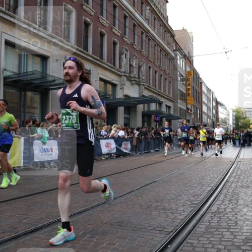 13.09.2026 - 21. swb-Marathon Bremen Strokosch-Dieckow http://msf.ph/oto/10333558 13.09.2026 13:23:48 Ziel 102, 342, 776, 909, 1199, 2210, 2295, 2370, 2491, 2517, 2967, 3044, 3372, 4559, 5012, 5104, 5146, 5208, 5257, 5397, 5481, 5623, 5928, 6105, 6772, 7059, 7069, 7081, 7094, 7105, 7357, 7761, 8051, 8052, 8082, 8179, 9087, 9916, 10059, 13007, 13197, 13219, 135, 672, 2288, 2371, 2409, 2485, 2490, 2560, 2627, 3078, 3138, 3173, 3642, 3856, 3939, 4601, 4671, 5011, 5116, 5231, 5908, 6157, 6332, 6648, 6843, 6848, 7216, 7475, 8095, 8290, 8560, 9088, 9196, 10115, 13197 meine-sportfotos.de