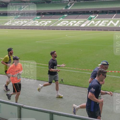 13.09.2026 - 21. swb-Marathon Bremen Michael Burmester http://msf.ph/oto/10333610 13.09.2026 13:06:26 Laufen im Stadion 109, 156, 217, 244, 287, 303, 310, 323, 372, 394, 430, 454, 536, 578, 613, 647, 716, 784, 831, 891, 900, 922, 1073, 1083, 1205, 1243, 1274, 1308, 1365, 1369, 1380, 1437, 1533, 1545, 1574, 1581, 1627, 1823, 1848, 1871, 1909, 1914, 1932, 1938, 2076, 2089, 2090, 2126, 2219, 2241, 2244, 2265, 2275, 2301, 2310, 2318, 2355, 2356, 2393, 2440, 2464, 2602, 2699, 2707, 2721, 2742, 2764, 2818, 2902, 2911, 2959, 2960, 2985, 3030, 3115, 3278, 3444, 3485 meine-sportfotos.de