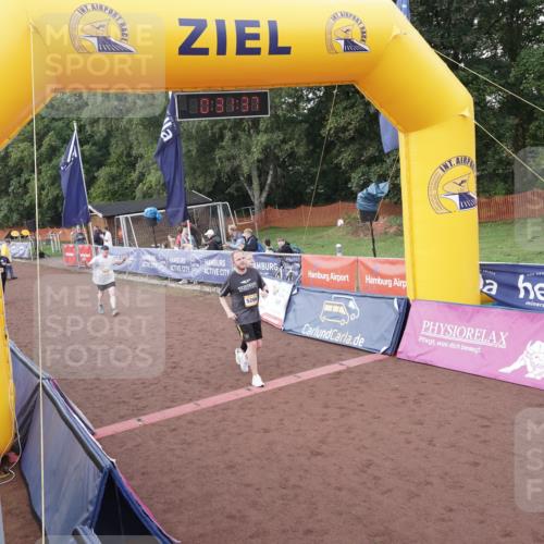 13.09.2026 - Airport Race Dennis Weichert http://msf.ph/oto/10333677 13.09.2026 10:32:10 Ziel 4167, 5091, 5192, 5206, 5237 meine-sportfotos.de