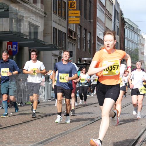 13.09.2026 - 21. swb-Marathon Bremen Strokosch-Dieckow http://msf.ph/oto/10333679 13.09.2026 11:03:50 Ziel 10182, 10291, 10390, 10403, 10516, 10607, 10613, 10659, 10671, 10672, 10720, 10726, 10912, 10913, 11149, 11221, 11318, 11319, 11336, 11470, 11471, 11511, 11539, 11618, 11720, 11726, 11909, 12001, 12103, 12113, 12140, 12260, 12276, 12392, 12433, 10090, 10091, 10152, 10327, 10357, 10403, 10420, 10429, 10569, 10796, 10902, 10918, 10950, 11149, 11211, 11325, 11411, 11451, 11511, 11595, 11655, 11746, 11868, 11967, 12074, 12504 meine-sportfotos.de