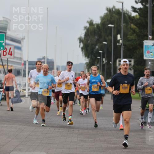 13.09.2026 - Kiel Lauf Andreas Tolksdorf http://msf.ph/oto/10333688 13.09.2026 09:51:53 Kiellinie 4, 3465, 2937, 10964, 9298, 4199, 69 meine-sportfotos.de