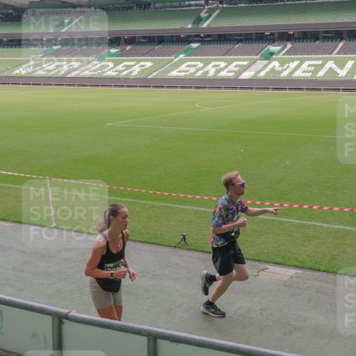 13.09.2026 - 21. swb-Marathon Bremen Michael Burmester http://msf.ph/oto/10333705 13.09.2026 13:06:34 Laufen im Stadion 109, 132, 156, 217, 244, 287, 303, 310, 323, 372, 394, 430, 454, 536, 578, 613, 647, 716, 784, 831, 834, 891, 900, 922, 1073, 1083, 1189, 1205, 1243, 1274, 1308, 1365, 1369, 1380, 1437, 1533, 1545, 1574, 1581, 1823, 1848, 1871, 1909, 1926, 1938, 2070, 2076, 2090, 2219, 2241, 2244, 2265, 2275, 2301, 2310, 2318, 2355, 2356, 2393, 2440, 2464, 2602, 2699, 2707, 2721, 2731, 2742, 2764, 2818, 2902, 2911, 2960, 2985, 3030, 3115, 3278, 3444, 3485 meine-sportfotos.de