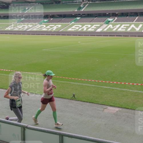 13.09.2026 - 21. swb-Marathon Bremen Michael Burmester http://msf.ph/oto/10333793 13.09.2026 13:06:49 Laufen im Stadion 109, 132, 156, 217, 244, 287, 303, 310, 372, 394, 430, 454, 489, 578, 607, 613, 682, 716, 784, 831, 834, 846, 891, 900, 922, 1083, 1173, 1189, 1205, 1274, 1365, 1369, 1380, 1387, 1437, 1532, 1533, 1545, 1574, 1581, 1600, 1823, 1841, 1848, 1854, 1871, 1909, 1926, 1938, 2070, 2076, 2090, 2219, 2244, 2265, 2275, 2283, 2310, 2318, 2355, 2356, 2393, 2440, 2464, 2699, 2707, 2721, 2731, 2755, 2818, 2902, 2911, 2949, 2960, 3115, 3444, 3485 meine-sportfotos.de