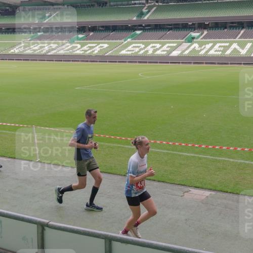 13.09.2026 - 21. swb-Marathon Bremen Michael Burmester http://msf.ph/oto/10333862 13.09.2026 13:06:55 Laufen im Stadion 109, 132, 156, 217, 287, 303, 310, 372, 394, 430, 454, 489, 578, 607, 613, 682, 716, 784, 809, 831, 834, 846, 891, 900, 922, 1083, 1173, 1189, 1205, 1274, 1322, 1364, 1365, 1369, 1380, 1387, 1437, 1532, 1533, 1545, 1574, 1581, 1600, 1823, 1841, 1848, 1854, 1871, 1909, 1926, 1938, 2070, 2076, 2090, 2219, 2244, 2265, 2275, 2283, 2310, 2318, 2355, 2356, 2393, 2405, 2440, 2464, 2492, 2565, 2699, 2707, 2721, 2731, 2755, 2818, 2902, 2911, 2949, 2960, 3115, 3485 meine-sportfotos.de