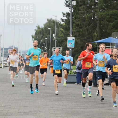 13.09.2026 - Kiel Lauf Andreas Tolksdorf http://msf.ph/oto/10333918 13.09.2026 09:52:01 Kiellinie 3, 4, 2, 2107, 2664, 6585, 4564, 10019, 8643, 24, 7294 meine-sportfotos.de