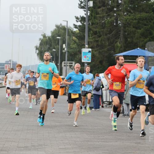 13.09.2026 - Kiel Lauf Andreas Tolksdorf http://msf.ph/oto/10333931 13.09.2026 09:52:02 Kiellinie 4, 2, 2107, 10784, 2664, 8566, 6585, 158, 4564, 10019, 8643, 40, 7294 meine-sportfotos.de