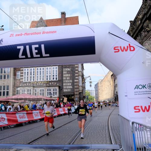 13.09.2026 - 21. swb-Marathon Bremen Tim E. http://msf.ph/oto/10334001 13.09.2026 11:05:58 Ziel 10168, 10238, 10259, 10260, 10305, 10457, 10864, 11024, 11314, 11387, 11520, 11521, 11724, 11791, 11892, 11947, 12156, 12273, 12330, 12362, 12378, 12501, 12523, 12773 meine-sportfotos.de