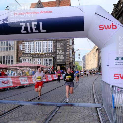 13.09.2026 - 21. swb-Marathon Bremen Tim E. http://msf.ph/oto/10334050 13.09.2026 11:05:58 Ziel 10168, 10238, 10259, 10260, 10305, 10457, 10864, 11024, 11314, 11387, 11520, 11521, 11724, 11791, 11892, 11947, 12156, 12273, 12330, 12362, 12378, 12501, 12523, 12773 meine-sportfotos.de