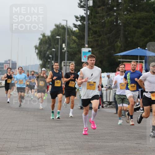 13.09.2026 - Kiel Lauf Andreas Tolksdorf http://msf.ph/oto/10334075 13.09.2026 09:52:08 Kiellinie 3, 34, 4814, 6174, 3945, 4463, 9089, 1625, 10784 meine-sportfotos.de