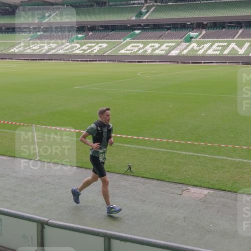 13.09.2026 - 21. swb-Marathon Bremen Michael Burmester http://msf.ph/oto/10334078 13.09.2026 13:07:26 Laufen im Stadion 109, 132, 156, 287, 303, 310, 372, 430, 454, 489, 551, 578, 607, 613, 682, 716, 784, 800, 808, 809, 831, 834, 846, 911, 922, 1083, 1173, 1189, 1205, 1210, 1285, 1322, 1364, 1365, 1369, 1387, 1395, 1437, 1532, 1545, 1574, 1600, 1688, 1823, 1831, 1841, 1848, 1854, 1871, 1909, 1926, 1938, 2003, 2070, 2090, 2215, 2219, 2275, 2283, 2318, 2355, 2356, 2366, 2393, 2405, 2440, 2492, 2565, 2611, 2699, 2707, 2721, 2731, 2755, 2782, 2802, 2818, 2831, 2866, 2902, 2911, 2949, 2960 meine-sportfotos.de