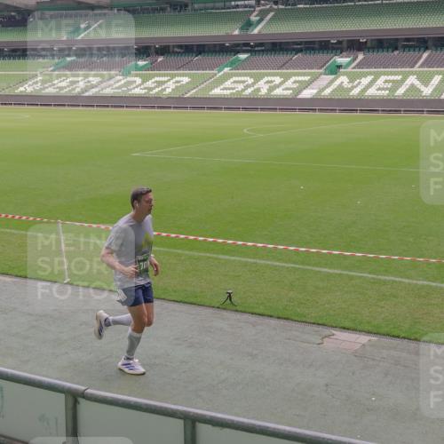 13.09.2026 - 21. swb-Marathon Bremen Michael Burmester http://msf.ph/oto/10334087 13.09.2026 13:07:28 Laufen im Stadion 109, 132, 156, 287, 303, 310, 372, 430, 454, 489, 551, 578, 607, 613, 682, 716, 784, 800, 808, 809, 831, 834, 846, 884, 911, 922, 1083, 1173, 1189, 1205, 1210, 1285, 1322, 1364, 1365, 1369, 1387, 1395, 1437, 1532, 1545, 1574, 1600, 1688, 1823, 1831, 1841, 1848, 1854, 1871, 1909, 1926, 1938, 2003, 2070, 2090, 2215, 2219, 2275, 2283, 2318, 2355, 2356, 2366, 2393, 2405, 2440, 2492, 2565, 2611, 2699, 2707, 2721, 2731, 2755, 2782, 2802, 2818, 2831, 2866, 2902, 2911, 2949, 2960 meine-sportfotos.de