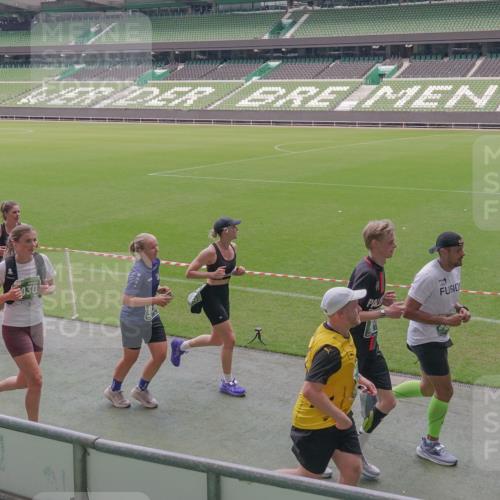 13.09.2026 - 21. swb-Marathon Bremen Michael Burmester http://msf.ph/oto/10334108 13.09.2026 13:07:33 Laufen im Stadion 109, 132, 156, 287, 303, 310, 372, 454, 489, 551, 578, 607, 613, 682, 716, 800, 808, 809, 831, 834, 846, 884, 911, 922, 1083, 1173, 1189, 1205, 1210, 1285, 1322, 1364, 1365, 1369, 1387, 1395, 1437, 1532, 1545, 1574, 1600, 1688, 1823, 1831, 1841, 1848, 1854, 1871, 1909, 1926, 1938, 2003, 2070, 2090, 2215, 2219, 2275, 2283, 2318, 2356, 2366, 2405, 2440, 2492, 2565, 2611, 2635, 2699, 2707, 2721, 2731, 2755, 2782, 2802, 2818, 2831, 2866, 2902, 2911, 2949, 2960 meine-sportfotos.de