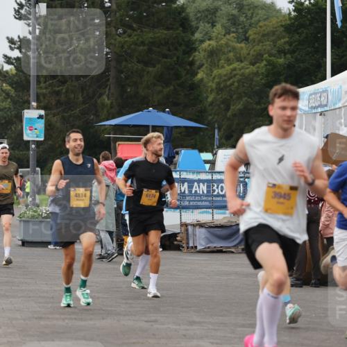 13.09.2026 - Kiel Lauf Andreas Tolksdorf http://msf.ph/oto/10334125 13.09.2026 09:52:10 Kiellinie 10549, 4814, 6174, 3945, 2018, 9089 meine-sportfotos.de