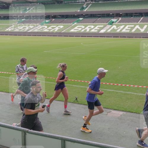 13.09.2026 - 21. swb-Marathon Bremen Michael Burmester http://msf.ph/oto/10334197 13.09.2026 13:07:40 Laufen im Stadion 132, 156, 287, 303, 310, 372, 489, 551, 578, 607, 613, 682, 716, 800, 808, 809, 831, 834, 846, 884, 911, 922, 1083, 1173, 1189, 1205, 1210, 1285, 1289, 1322, 1364, 1365, 1369, 1387, 1395, 1437, 1532, 1545, 1574, 1600, 1688, 1823, 1831, 1841, 1848, 1854, 1871, 1899, 1909, 1926, 1938, 2003, 2041, 2070, 2090, 2215, 2219, 2229, 2275, 2283, 2318, 2356, 2366, 2405, 2440, 2492, 2565, 2611, 2635, 2699, 2707, 2721, 2727, 2731, 2755, 2782, 2802, 2818, 2831, 2866, 2902, 2911, 2949, 2960 meine-sportfotos.de
