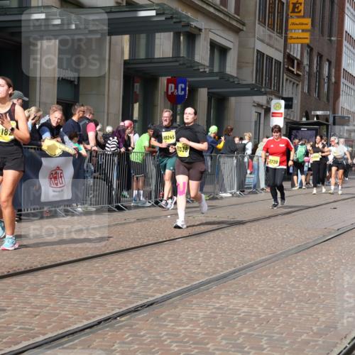 13.09.2026 - 21. swb-Marathon Bremen Strokosch-Dieckow http://msf.ph/oto/10334228 13.09.2026 11:04:06 Ziel 10160, 10182, 10245, 10291, 10526, 10613, 10711, 10755, 10877, 11214, 11215, 11221, 11248, 11336, 11410, 11720, 11726, 11740, 11761, 11991, 12009, 12276, 12929, 10152, 10357, 10390, 10403, 10429, 10516, 10607, 10659, 10671, 10672, 10720, 10726, 10796, 10912, 10913, 10918, 11149, 11318, 11319, 11325, 11451, 11470, 11471, 11511, 11539, 11618, 11726, 11868, 11909, 11967, 12001, 12103, 12113, 12140, 12260, 12276, 12392, 12433, 12504 meine-sportfotos.de