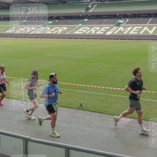 13.09.2026 - 21. swb-Marathon Bremen Michael Burmester http://msf.ph/oto/10334256 13.09.2026 13:07:48 Laufen im Stadion 132, 156, 303, 310, 372, 489, 551, 607, 682, 716, 800, 808, 809, 831, 834, 846, 884, 911, 922, 1083, 1124, 1173, 1189, 1205, 1210, 1285, 1289, 1322, 1364, 1369, 1387, 1395, 1437, 1532, 1545, 1559, 1600, 1688, 1823, 1831, 1841, 1848, 1854, 1871, 1899, 1926, 1938, 2003, 2041, 2070, 2090, 2215, 2219, 2229, 2275, 2283, 2318, 2356, 2366, 2405, 2440, 2492, 2565, 2611, 2635, 2699, 2707, 2721, 2727, 2731, 2755, 2782, 2802, 2818, 2831, 2866, 2897, 2902, 2911, 2930, 2949, 2960, 3067 meine-sportfotos.de
