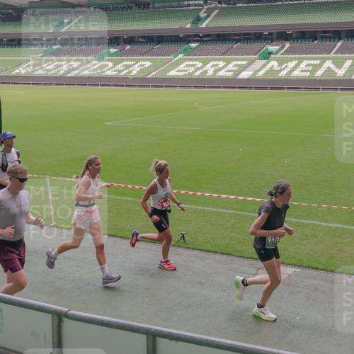 13.09.2026 - 21. swb-Marathon Bremen Michael Burmester http://msf.ph/oto/10334267 13.09.2026 13:07:49 Laufen im Stadion 132, 156, 303, 310, 372, 489, 551, 607, 682, 716, 800, 808, 809, 831, 834, 846, 884, 911, 922, 1083, 1124, 1173, 1189, 1205, 1210, 1285, 1289, 1322, 1364, 1369, 1387, 1395, 1437, 1532, 1545, 1559, 1600, 1688, 1823, 1831, 1841, 1848, 1854, 1871, 1899, 1926, 1938, 2003, 2041, 2070, 2090, 2215, 2219, 2229, 2275, 2283, 2318, 2356, 2366, 2405, 2440, 2492, 2565, 2611, 2635, 2699, 2707, 2721, 2727, 2731, 2755, 2782, 2802, 2818, 2831, 2866, 2897, 2902, 2911, 2930, 2949, 2960, 3067 meine-sportfotos.de