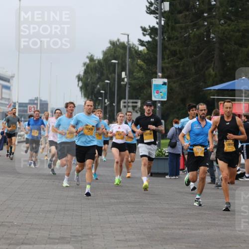 13.09.2026 - Kiel Lauf Andreas Tolksdorf http://msf.ph/oto/10334353 13.09.2026 09:52:18 Kiellinie 4, 3, 10435, 12738, 53, 2084, 11701, 1716, 1800, 7233, 4278 meine-sportfotos.de