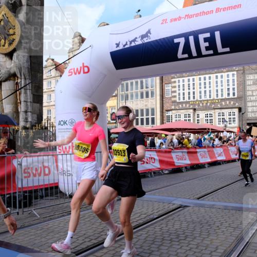 13.09.2026 - 21. swb-Marathon Bremen Tim E. http://msf.ph/oto/10334428 13.09.2026 11:06:06 Ziel 10018, 10168, 10238, 10305, 10382, 10457, 10619, 11024, 11132, 11164, 11477, 11947, 12156, 12186, 12378, 12501, 12523, 12528, 12773 meine-sportfotos.de