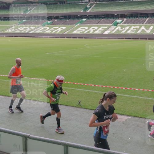13.09.2026 - 21. swb-Marathon Bremen Michael Burmester http://msf.ph/oto/10334438 13.09.2026 13:08:06 Laufen im Stadion 132, 156, 310, 489, 551, 607, 682, 716, 800, 808, 809, 831, 834, 846, 884, 911, 922, 1025, 1124, 1173, 1189, 1210, 1285, 1289, 1322, 1364, 1369, 1387, 1395, 1398, 1532, 1545, 1559, 1600, 1688, 1831, 1841, 1854, 1871, 1899, 1926, 1938, 2003, 2041, 2070, 2090, 2215, 2219, 2229, 2283, 2318, 2366, 2380, 2405, 2413, 2440, 2467, 2492, 2565, 2611, 2635, 2699, 2707, 2721, 2727, 2731, 2755, 2782, 2802, 2818, 2823, 2831, 2841, 2866, 2897, 2911, 2930, 2949, 2960, 3067 meine-sportfotos.de