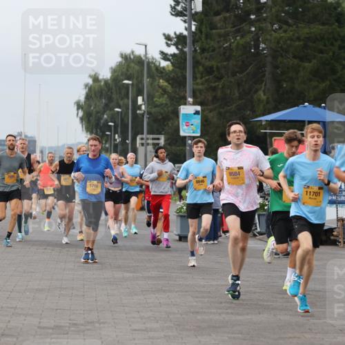 13.09.2026 - Kiel Lauf Andreas Tolksdorf http://msf.ph/oto/10334469 13.09.2026 09:52:22 Kiellinie 4, 1102, 7595, 6421, 8846, 1716, 9584, 984, 11701, 2084, 906 meine-sportfotos.de